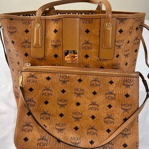 MCM medium Cognac Visetos Logo Tote with Matching Pouch in like new condition😍